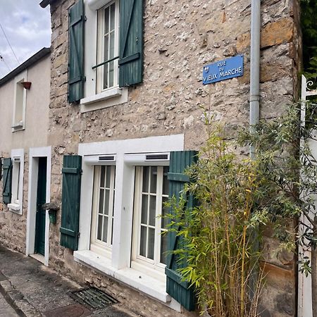 Charme Et Calme Au Coeur De Ville Moret sur Loing Bagian luar foto