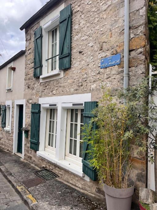Charme Et Calme Au Coeur De Ville Moret sur Loing Bagian luar foto
